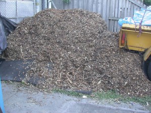 How much does it cost to chip wood?