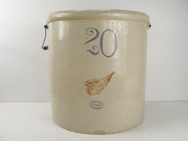 How much is a 20 gallon Redwing crock worth?