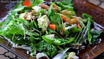 How much salad do I need for 100 guests?