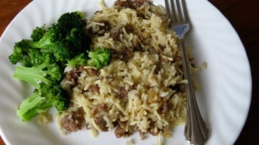 How much water do you put in Lipton soup?