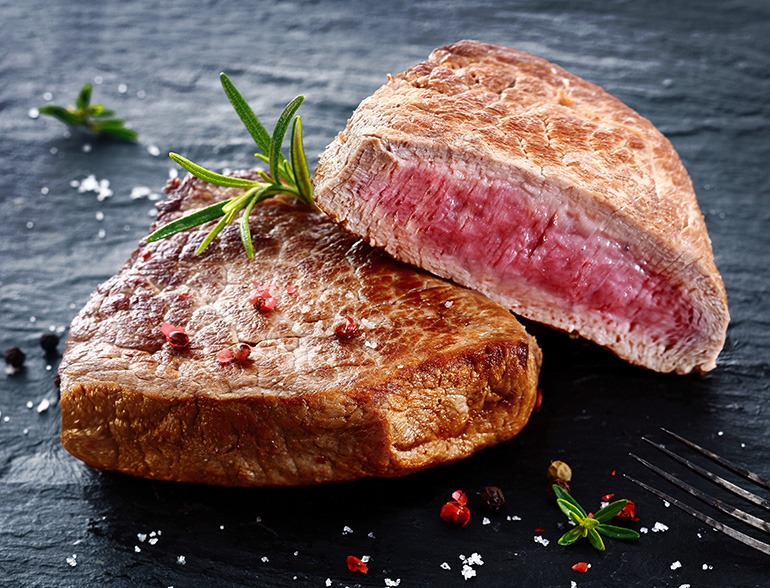 How do you know when a steak is mediumrare?
