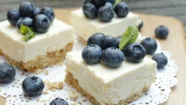 Is Philadelphia cream cheese the same as mascarpone?