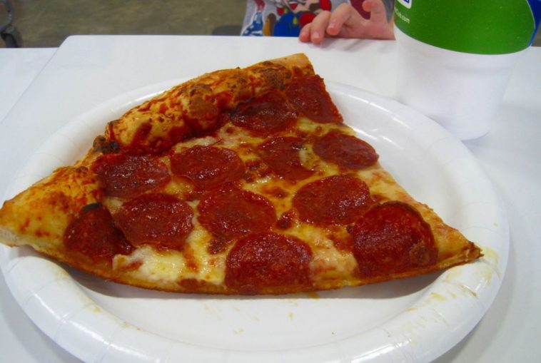 Is Sam's Club pizza any good?