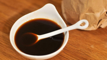 Is Worcestershire sauce similar to soy sauce?