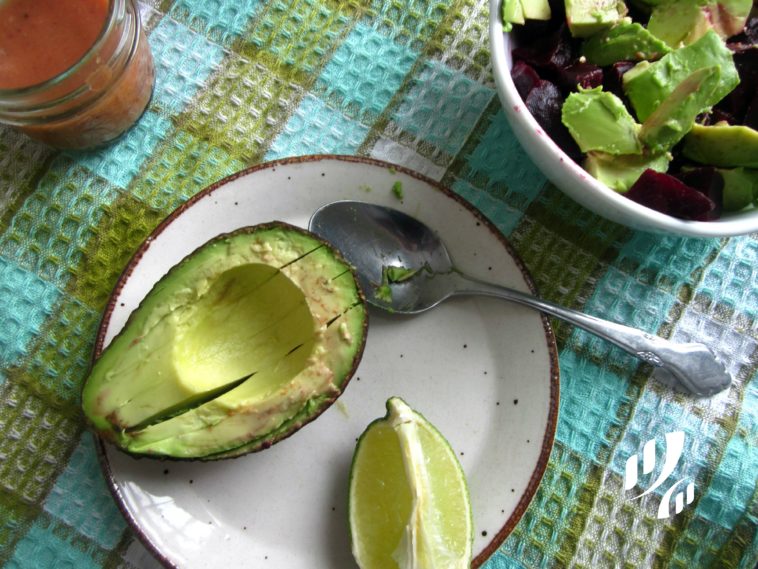 Is an avocado a complete protein?