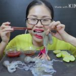 Is eating live octopus cruel?