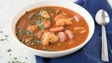 Is gumbo a Creole or Cajun?