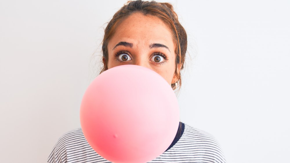 Is it OK to chew gum everyday?