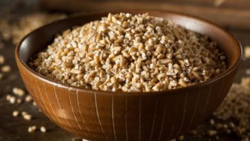 Is it OK to eat steel-cut oats everyday?