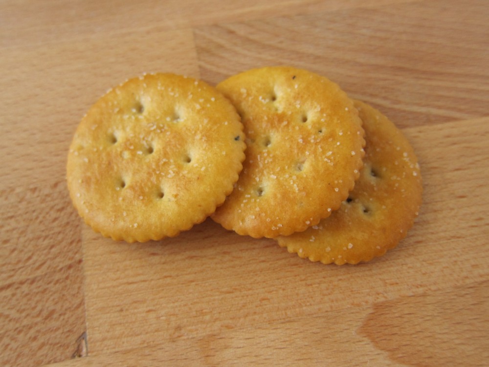 Is it bad to eat a lot of Ritz crackers? - Foodly