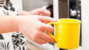 Is it bad to heat up coffee in the microwave?