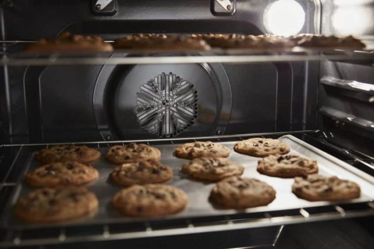 Is it better to bake on convection?