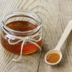 Is it better to bake with honey or maple syrup?