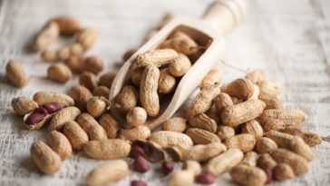 Is it safe to eat peanuts everyday?