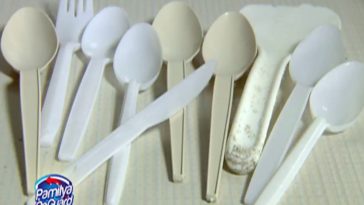 Is it safe to eat with plastic utensils?