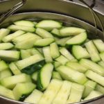 Is it safe to freeze zucchini without blanching?