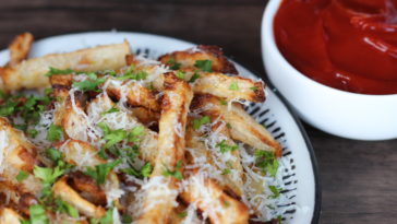 Is jicama a low carb vegetable?