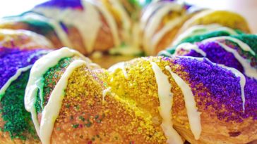 Is king cake a Catholic tradition?