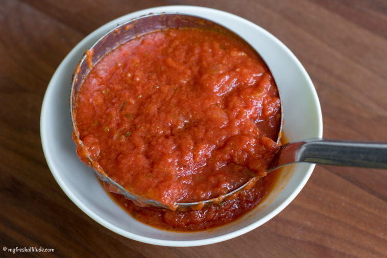 Is marinara sauce the same thing as pizza sauce?