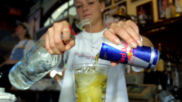 Is mixing alcohol and monster bad?