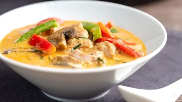 Is panang curry Thai or Malaysian?