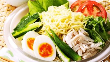 Is pho healthier than ramen?