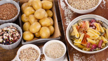 Is pho high in carbs?