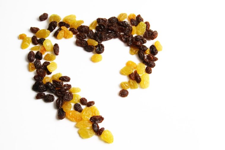 Is raisins high in sugar?