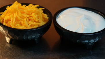 Is sour cream and cream cheese the same thing?