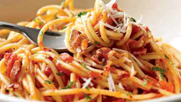 Is spaghetti with tomato sauce healthy?