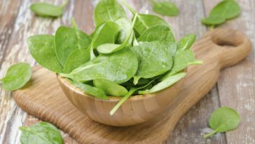 Is spinach high in fiber?