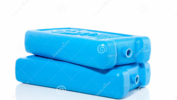 Is the blue liquid in ice packs poisonous?