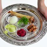 Is the egg on the Seder plate peeled?