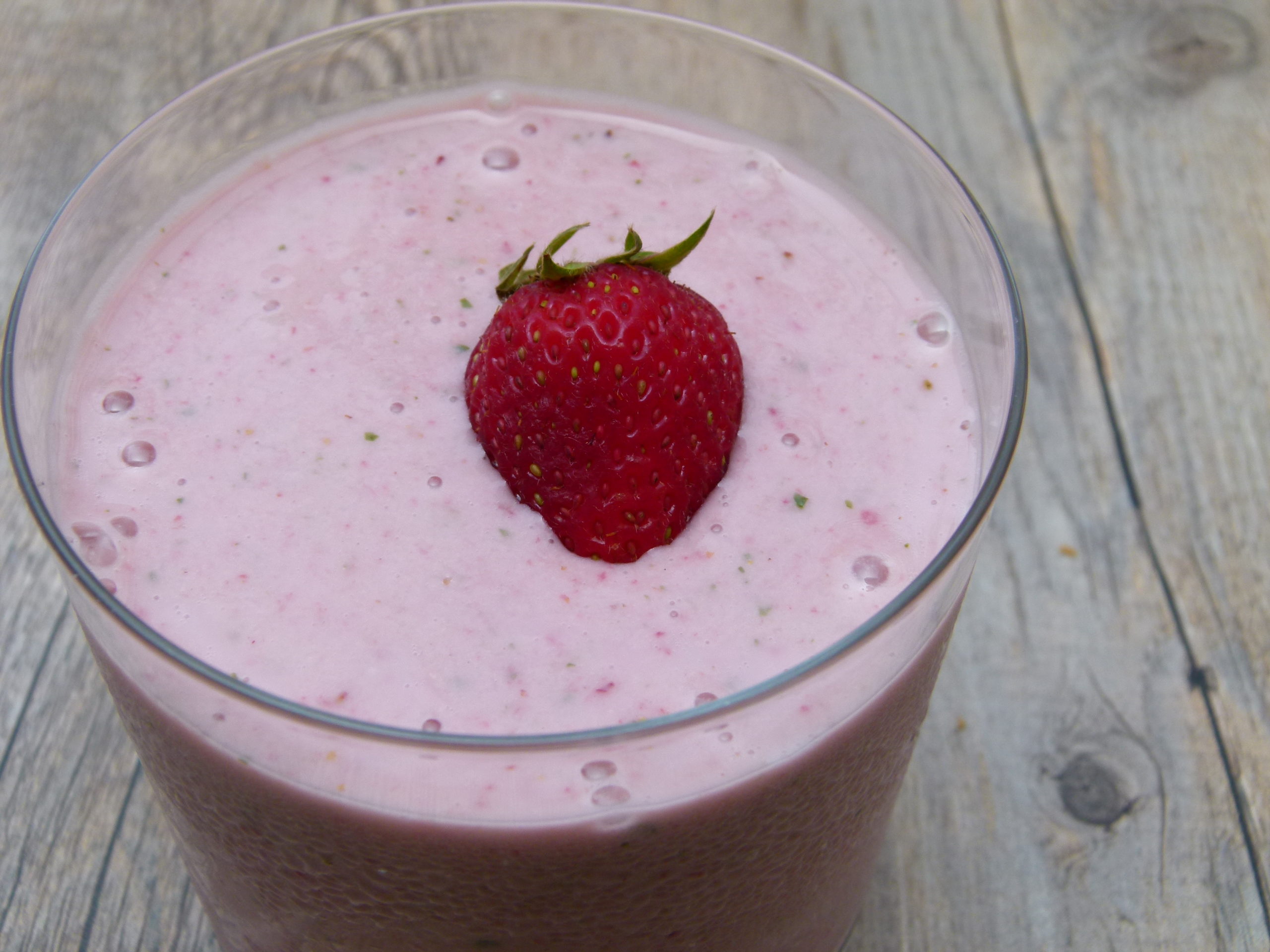 Does yogurt make a smoothie thicker?