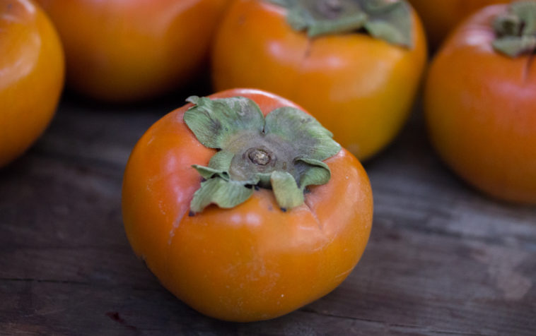 Should Fuyu persimmons be refrigerated?
