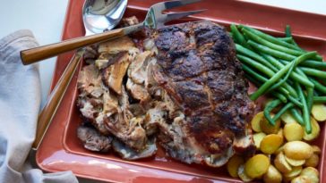 Should I let pork rest before pulling?