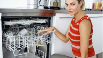 Should dishes be rinsed before putting in dishwasher?