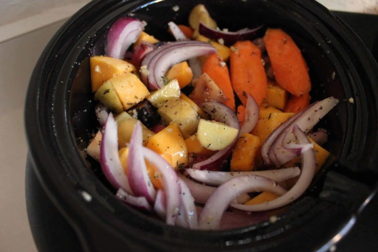 Should meat or vegetables go in crockpot first?