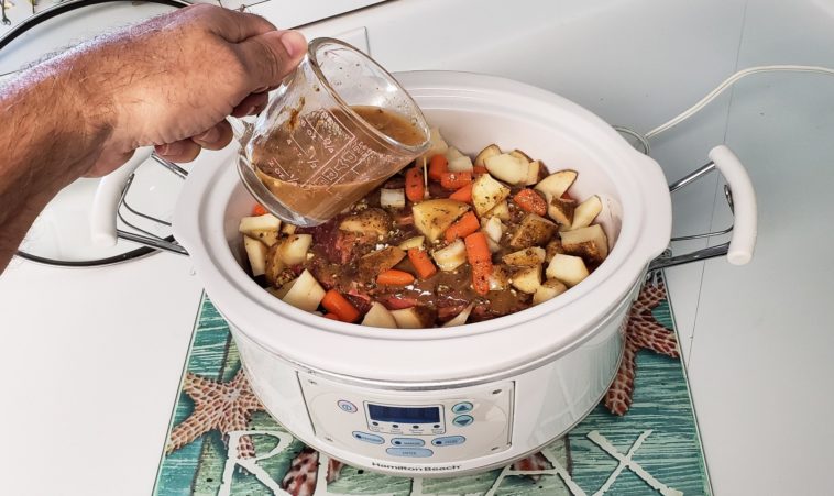 Should steam escape from a slow cooker?