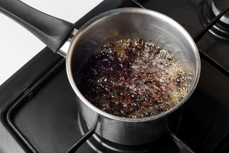 Should you boil black tea?