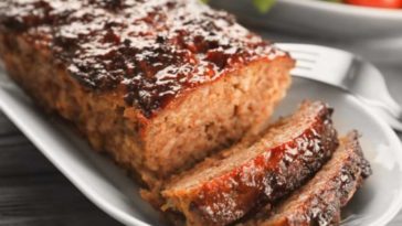 Should you drain meatloaf while cooking?