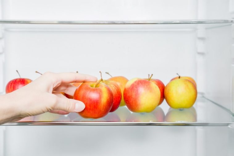 Should you put candy apples in the fridge?