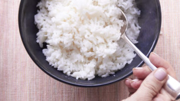 Should you rinse parboiled rice?
