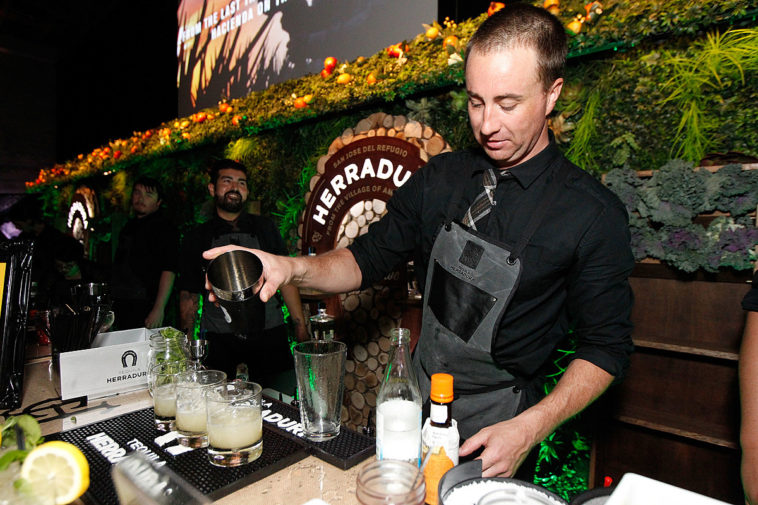 Should you tip at McAlister's?