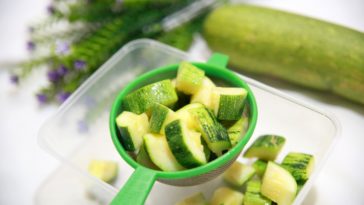 Should you wash zucchini before storing?