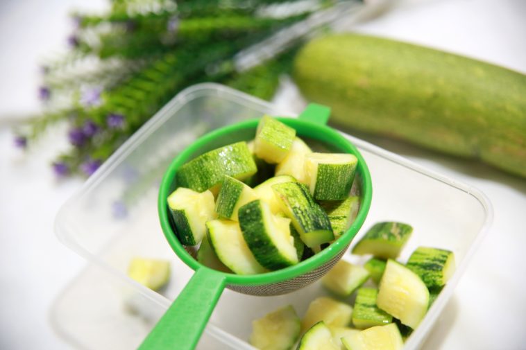 Should you wash zucchini before storing?