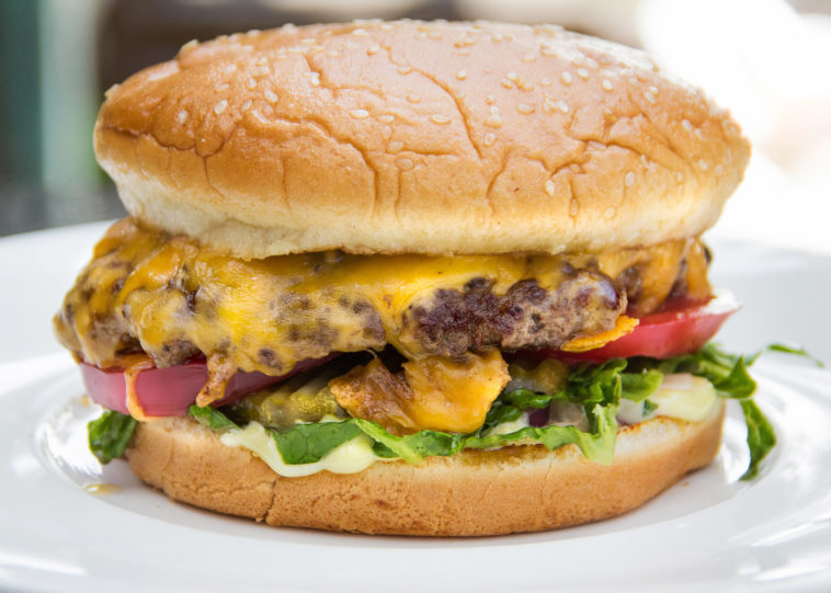 What 3 foods cardiologists say to eat?