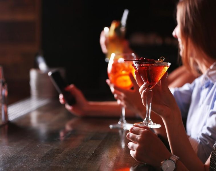 What alcohol is used in a Manhattan?