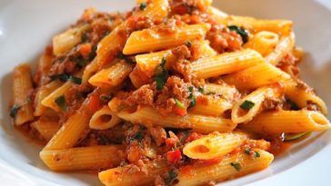 What are 2 popular foods in Italy?