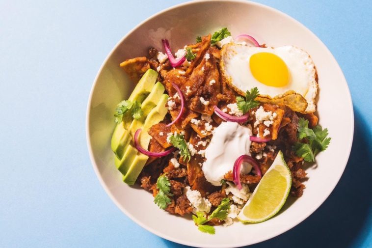 What are 3 traditional Mexican foods?